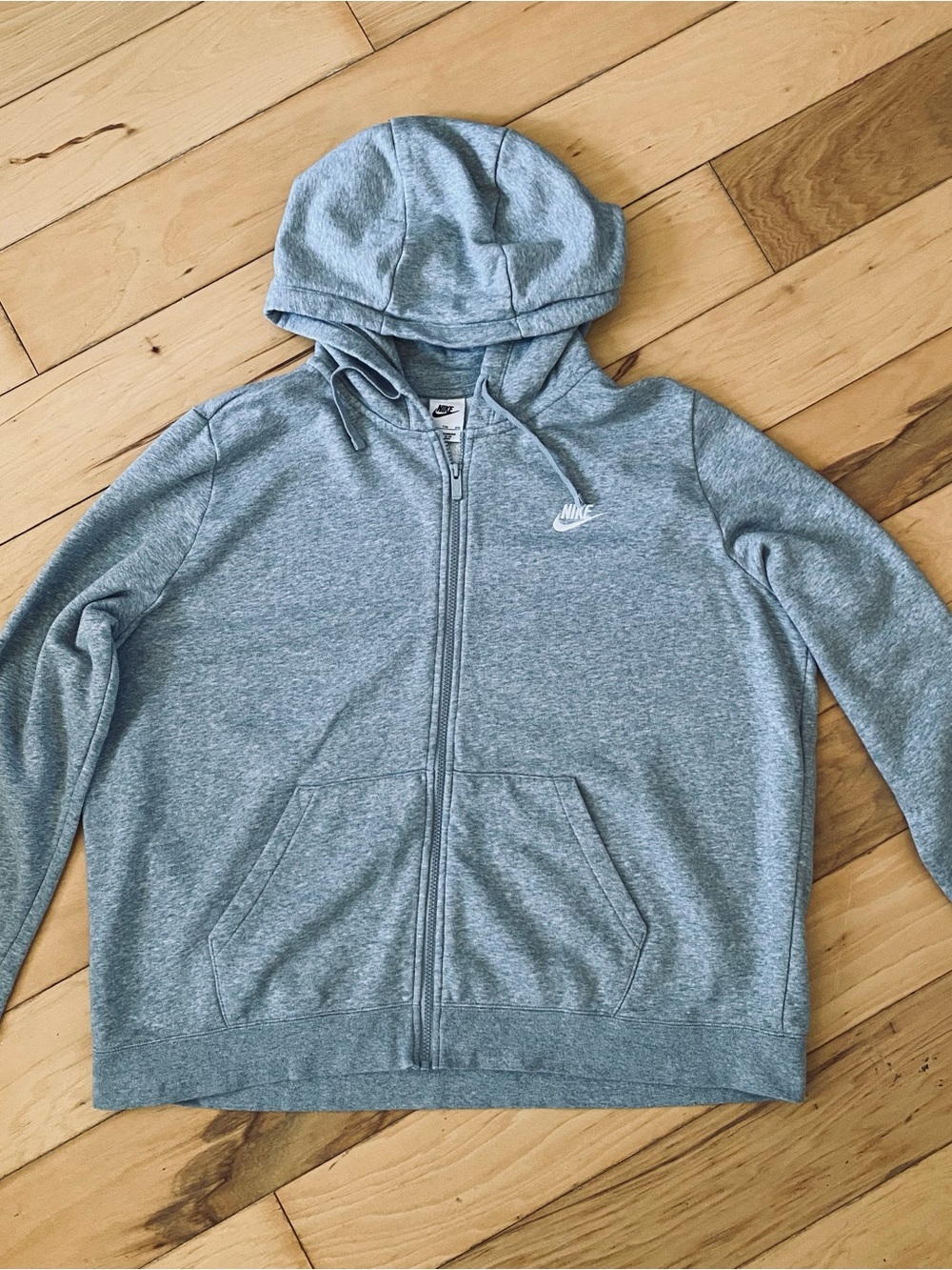 Nike Light Gray Full-Zip Hoodie with Hood